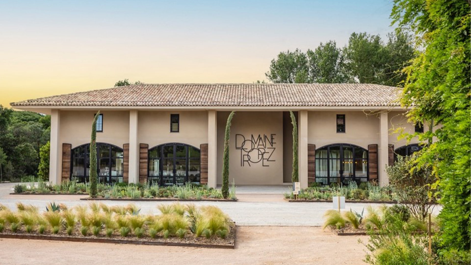 Agence Boris Folli - Architecture et maîtrise d'oeuvre - Saint-Tropez - Conception et réalisation d'un domaine viticole à Saint-Tropez